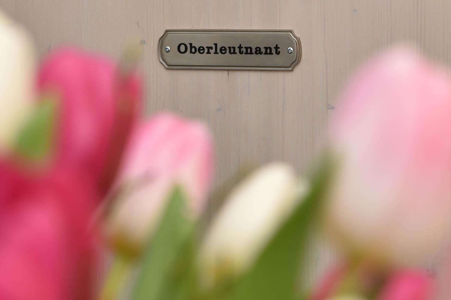Oberleutnant *